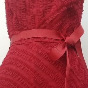 BCBG MAX AZRIA red strapless tulle dress